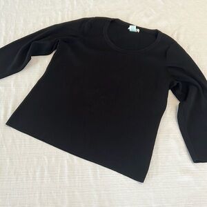 Laura Ashley three-quarter sleeve top in fabulous condition!